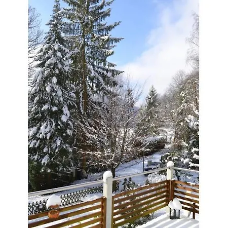 Modern Near Centre Apartment *